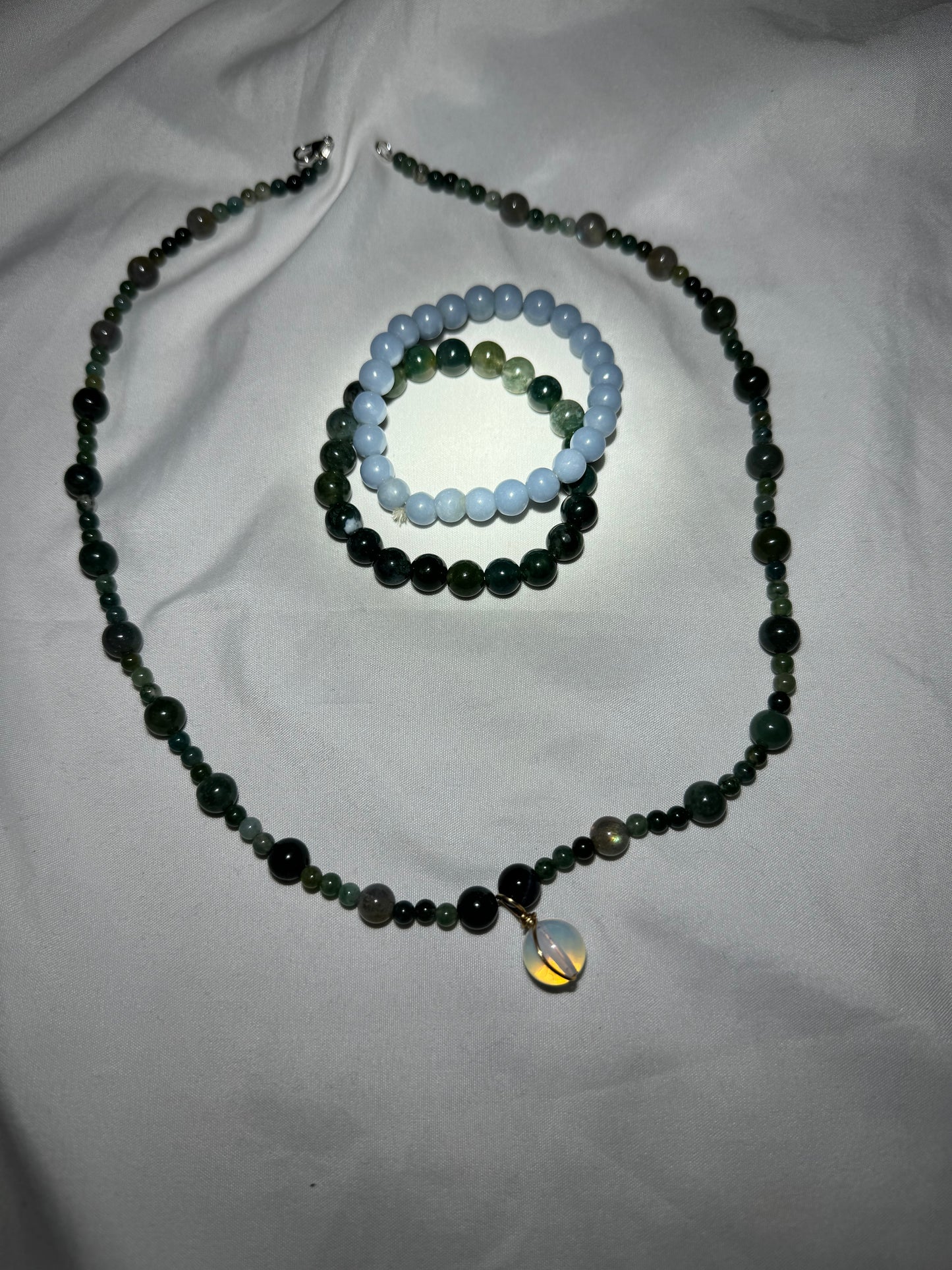 Blue_Orb_on_Green_Beaded_Necklace